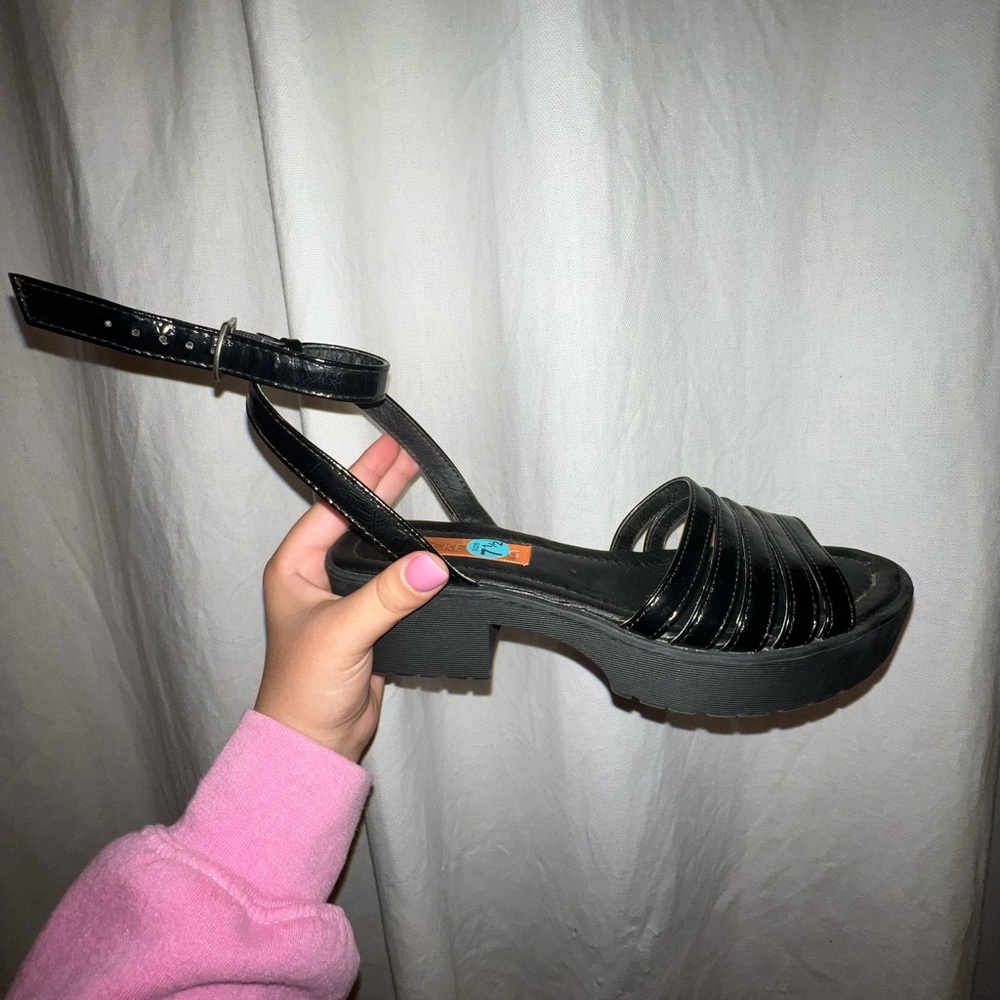 90s//2000s Chunky Black sandals